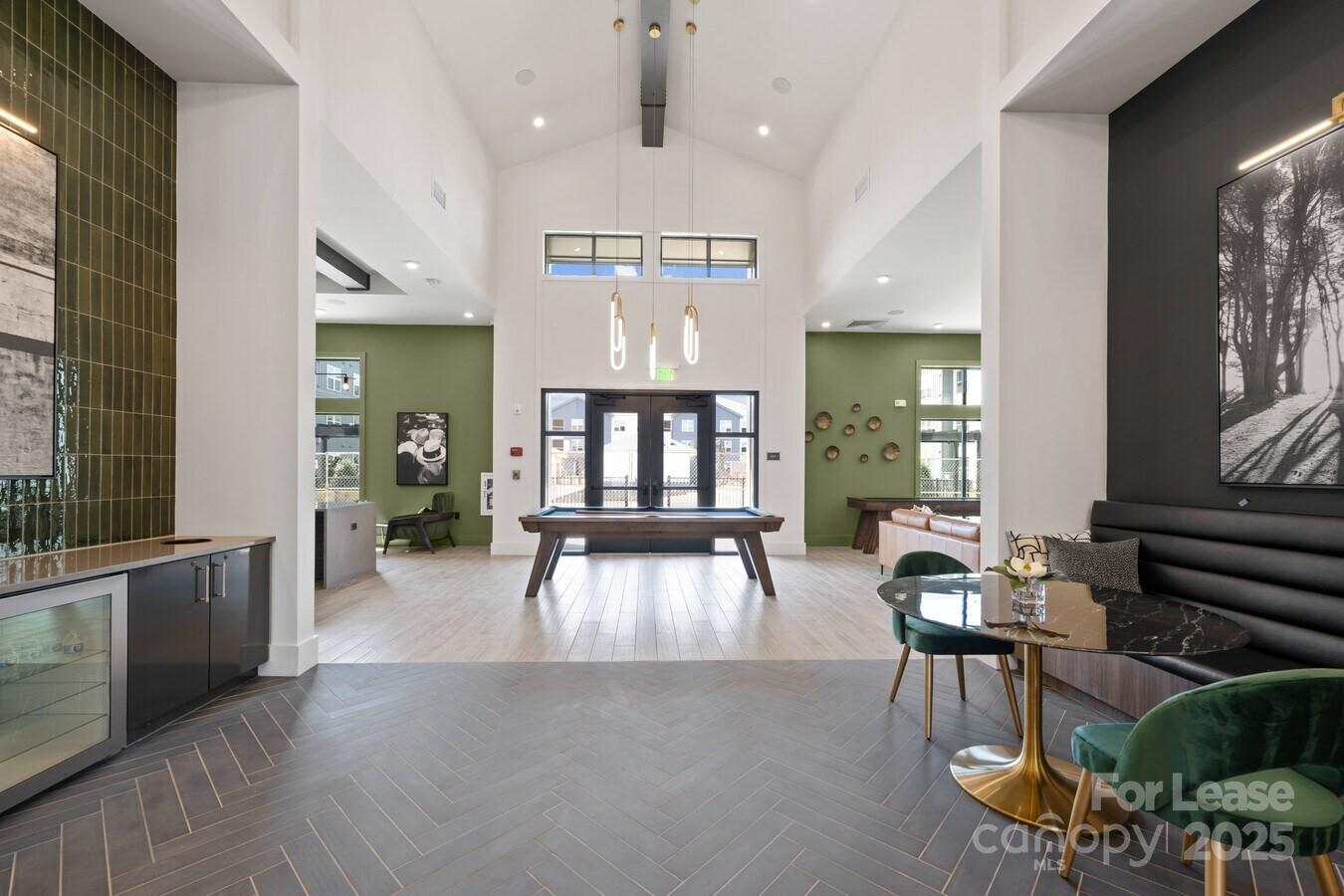 Charlotte, North Carolina 28227, United States, 2 Bedrooms Bedrooms, ,2 BathroomsBathrooms,Residential,Active,211654