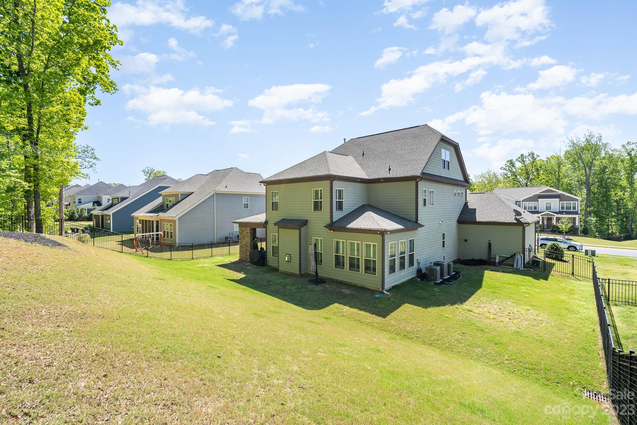 The Retreat at Rayfield - Residential