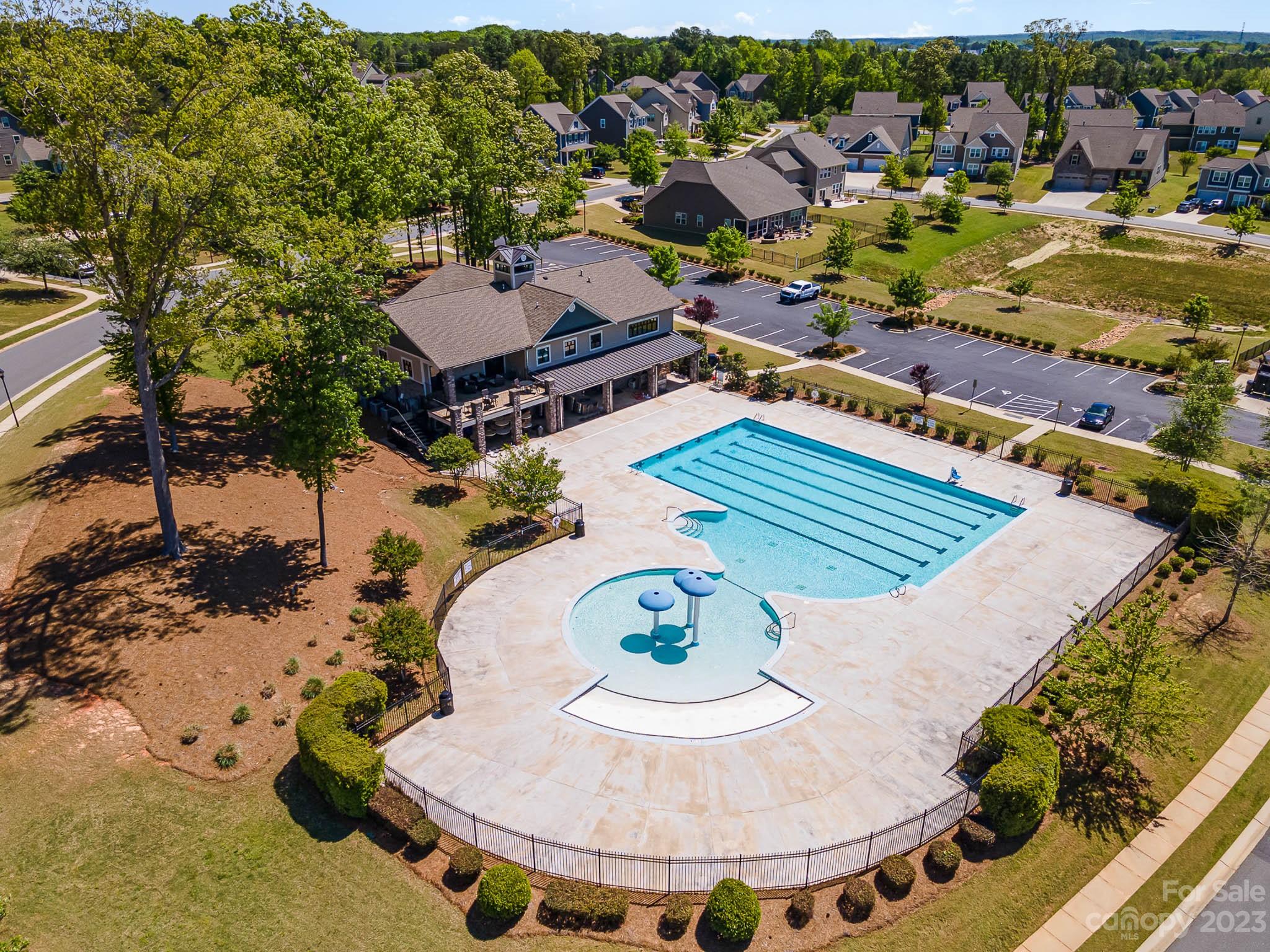 The Retreat at Rayfield - Residential