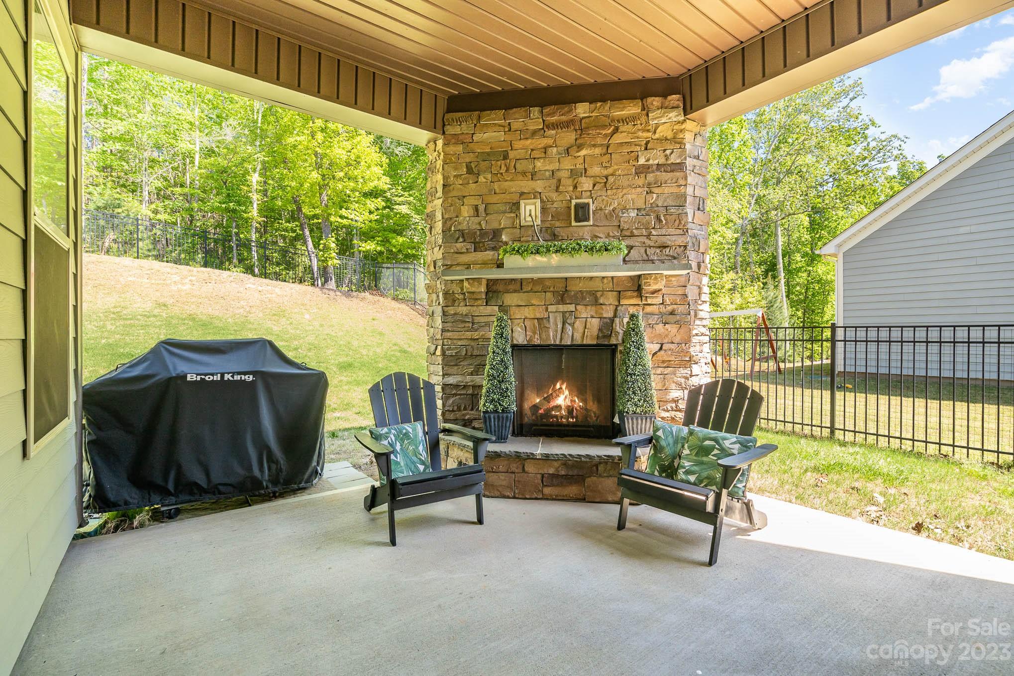 The Retreat at Rayfield - Residential