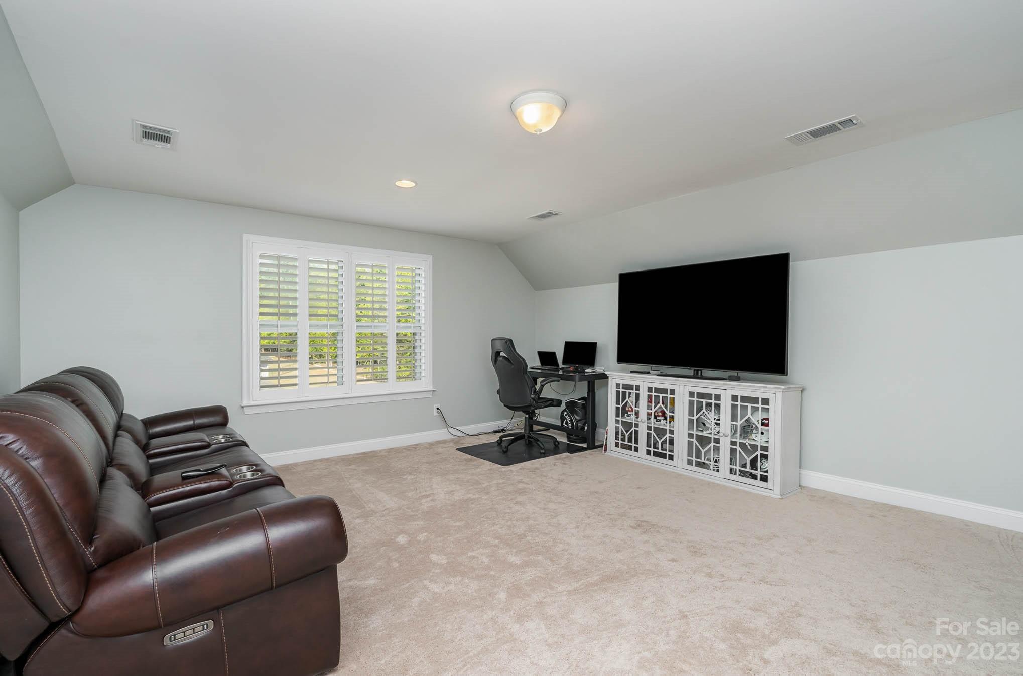 The Retreat at Rayfield - Residential