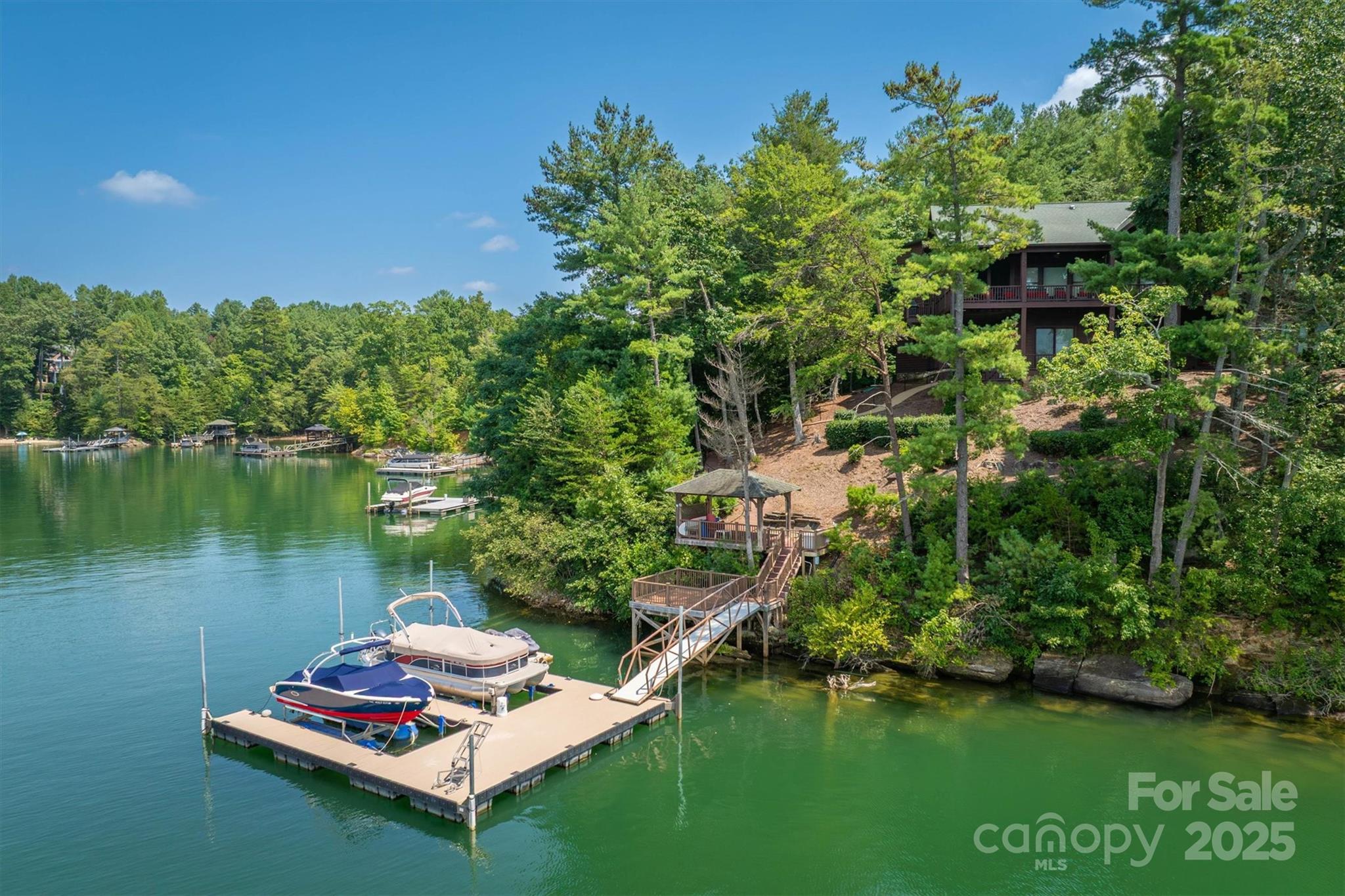 5140 Beech Bluff Drive