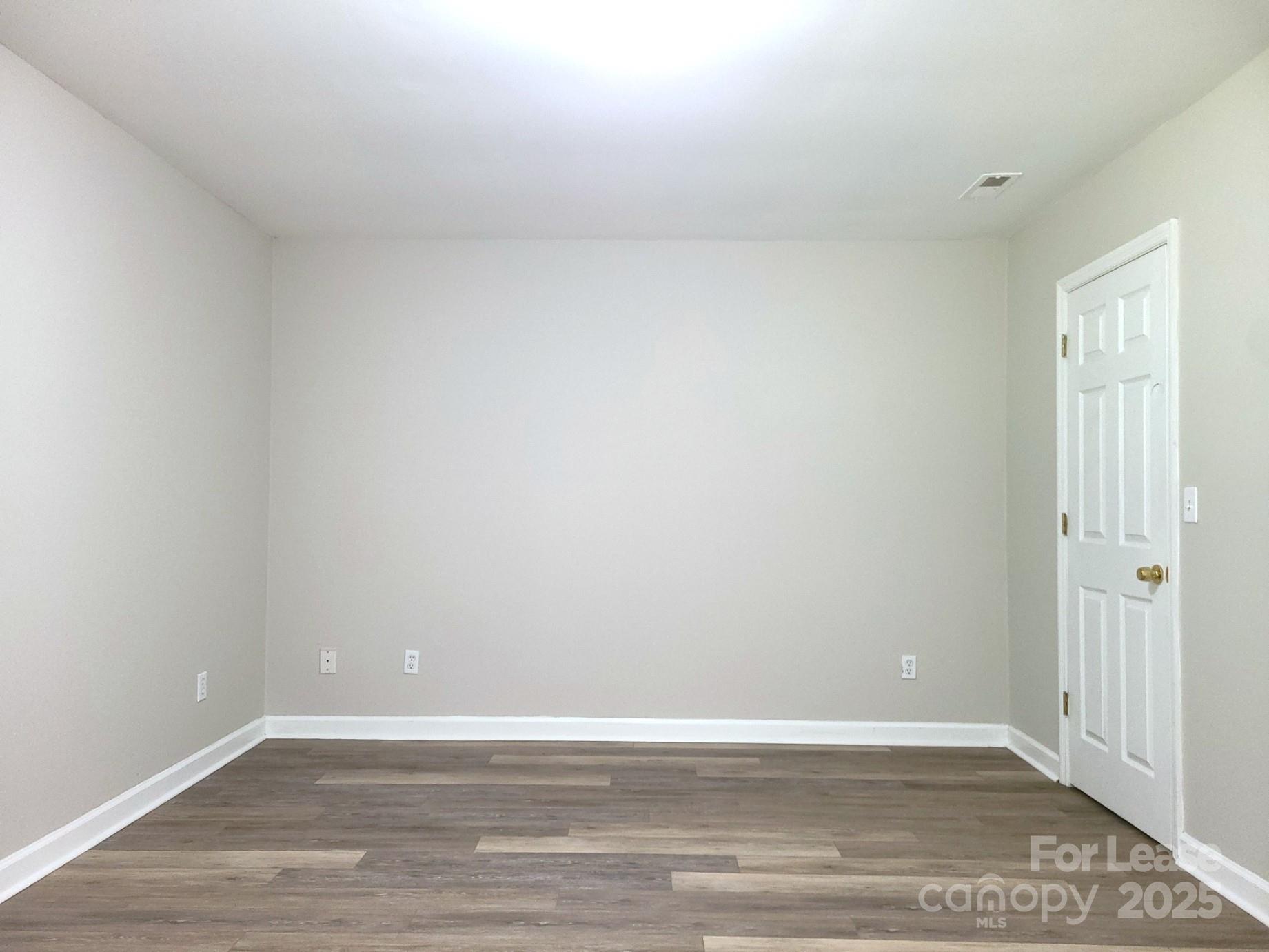 Unknown - Residential Lease