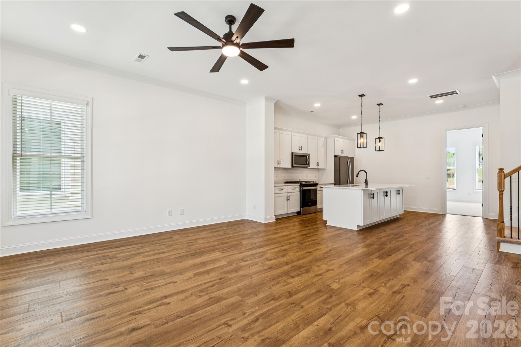 Magnolia - Residential