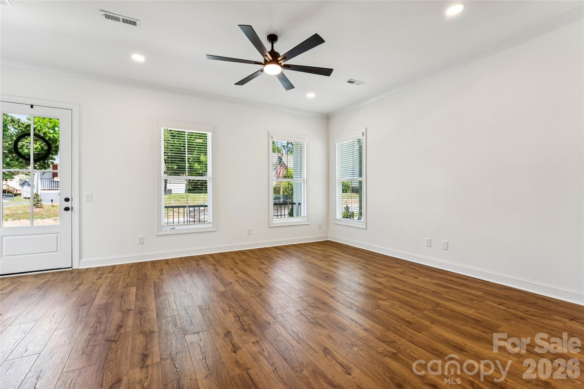 Magnolia - Residential