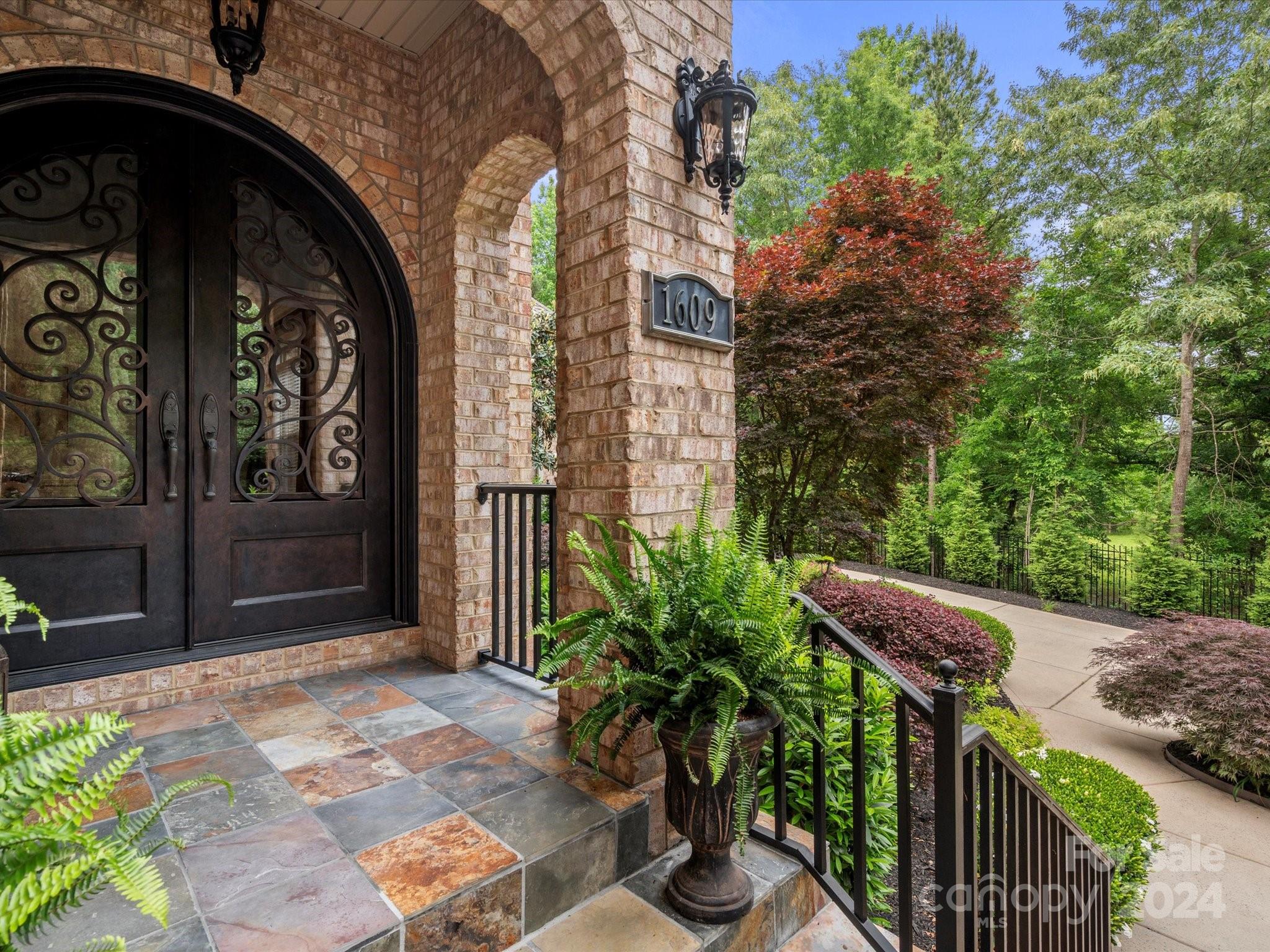 Weddington Forest - Residential