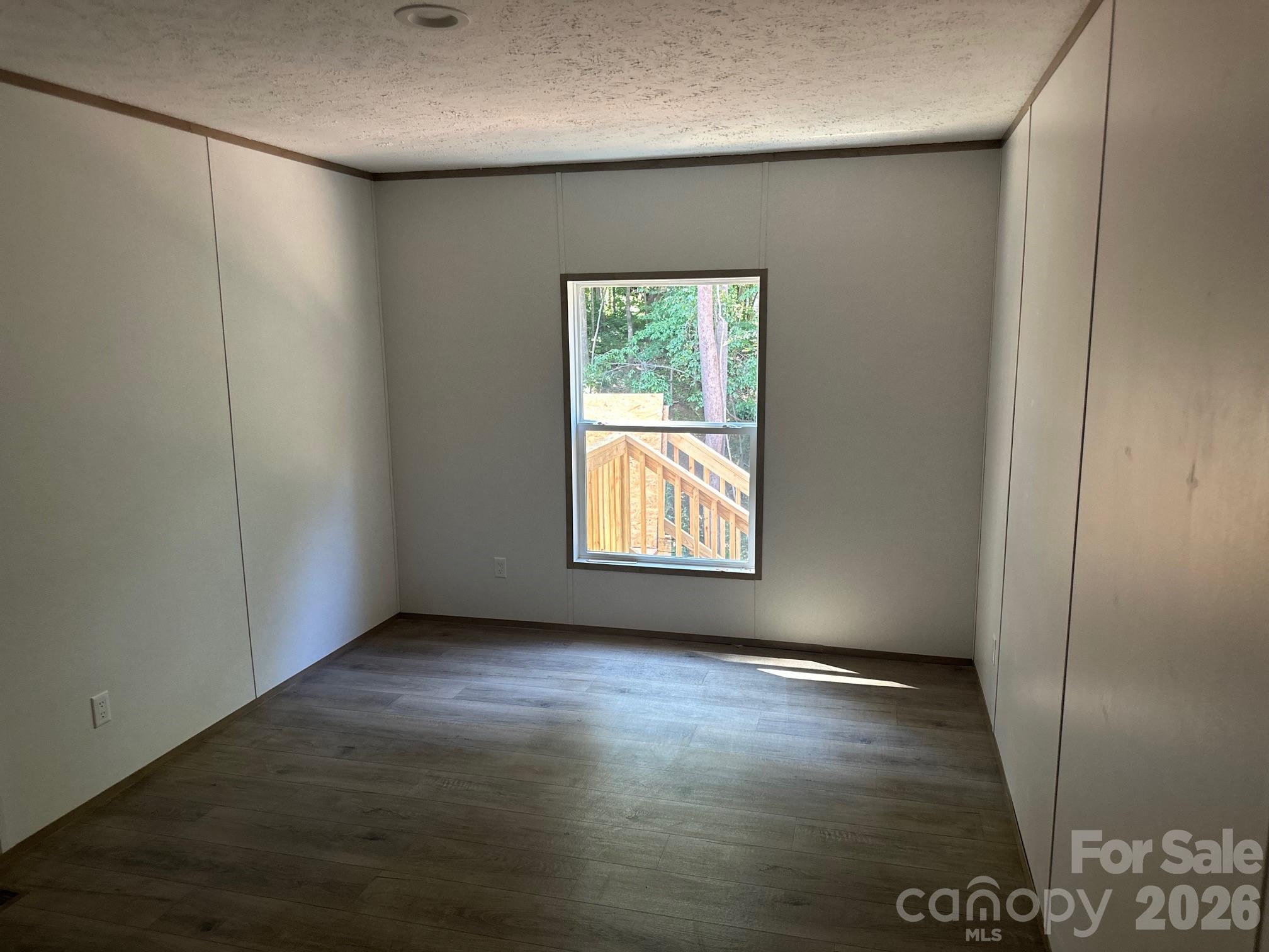 Windward Pointe - Residential