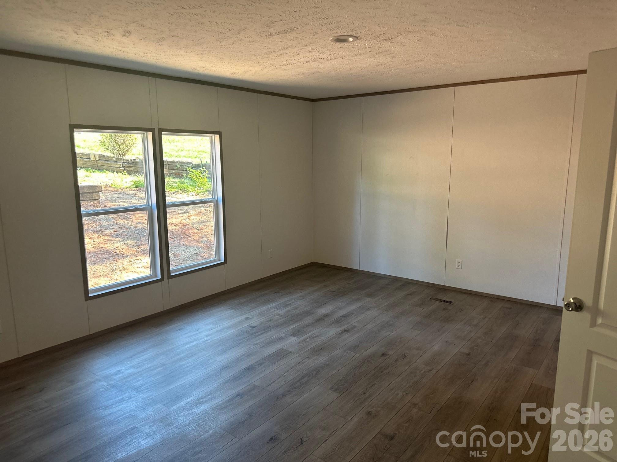 Windward Pointe - Residential