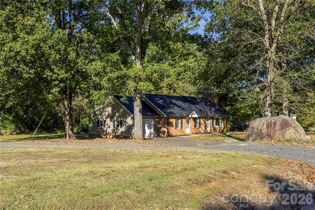 22578 S Nc Highway 109, photo 4 of 48
