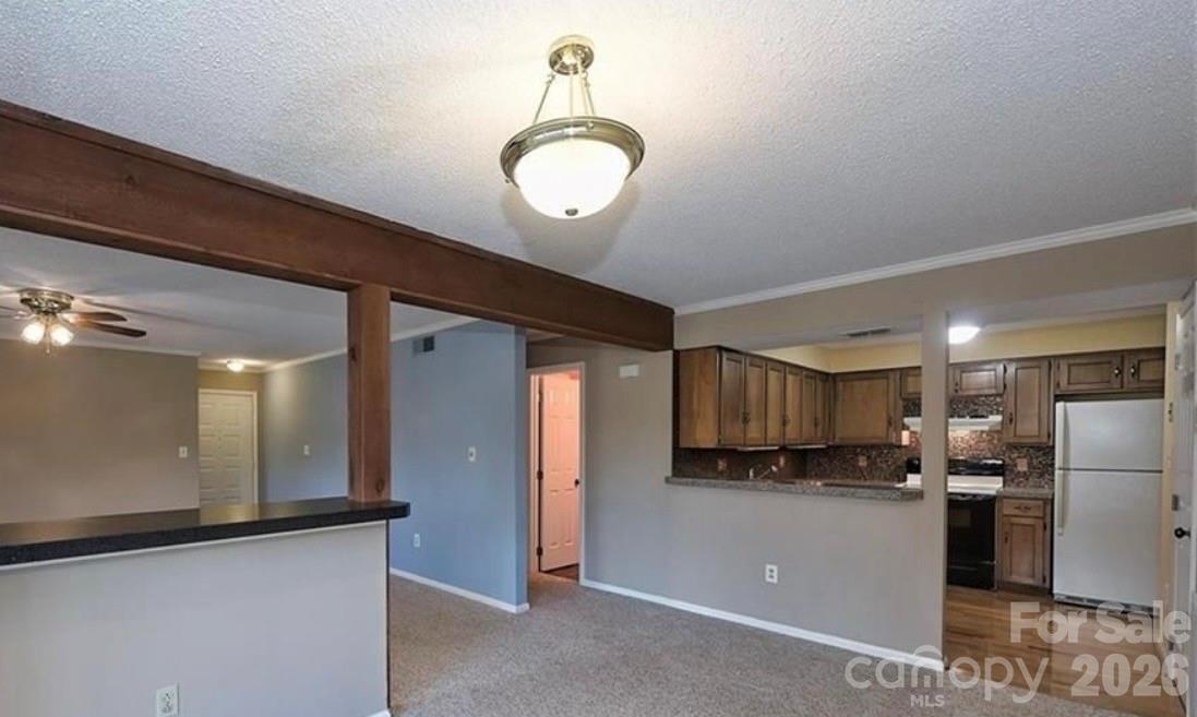 7345 Winery Lane 907