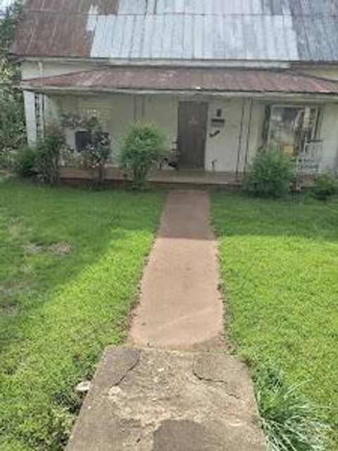 154 N Meridian Street Rutherfordton NC 28139