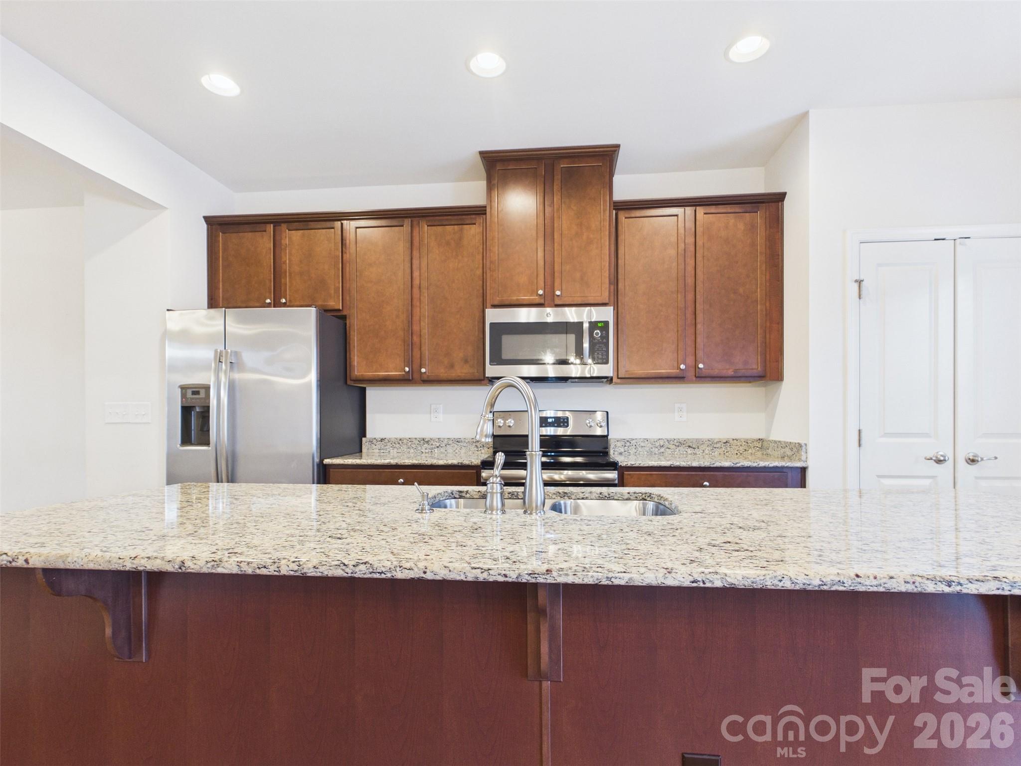 Mariners Pointe at Smithstone - Residential