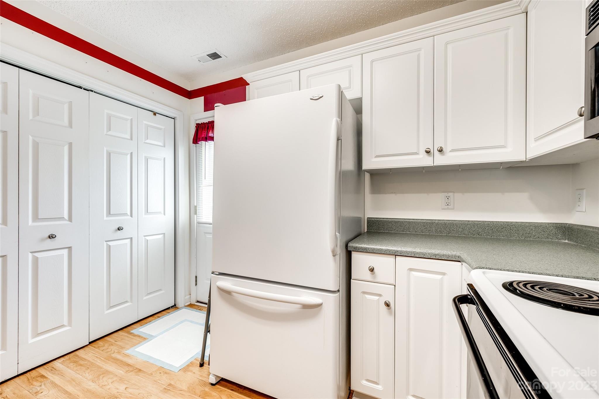 Meadow Creek - Residential