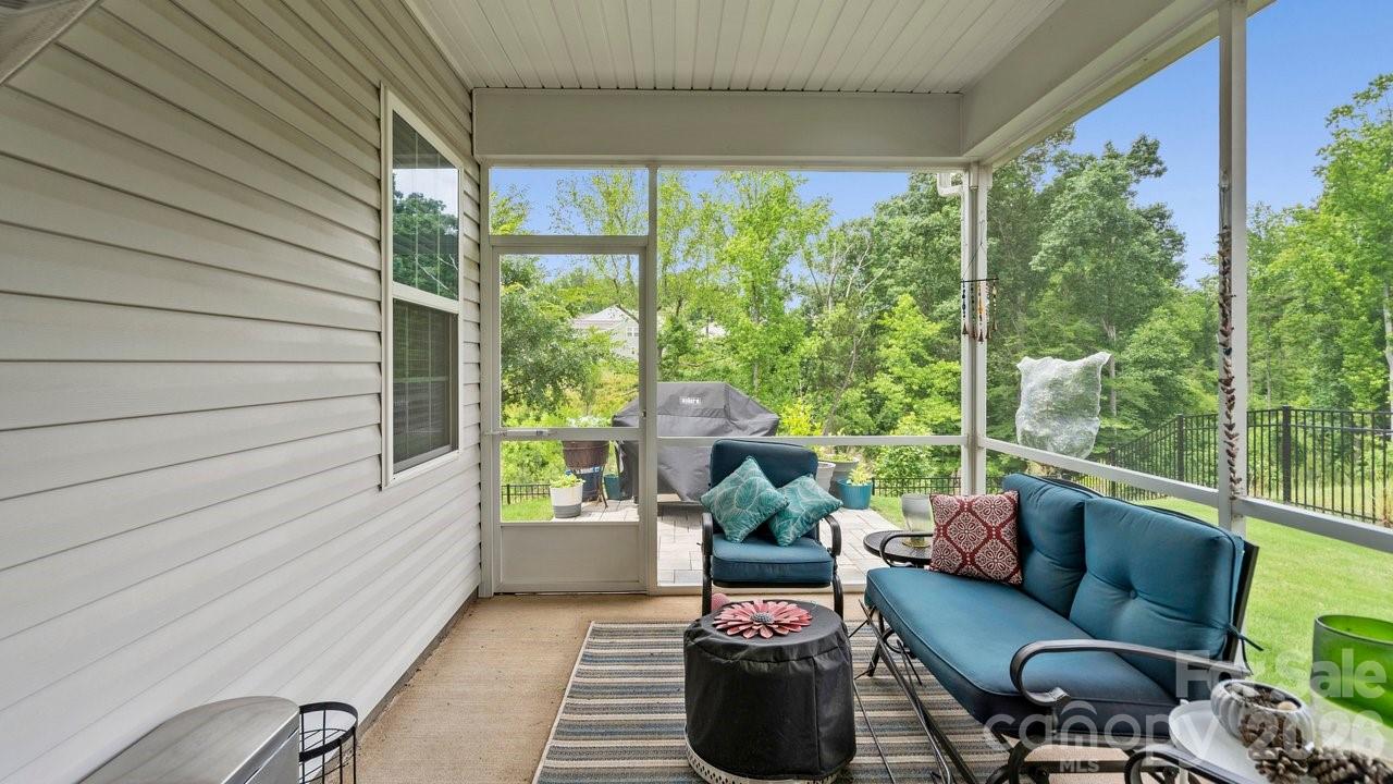 133 Dubois Drive