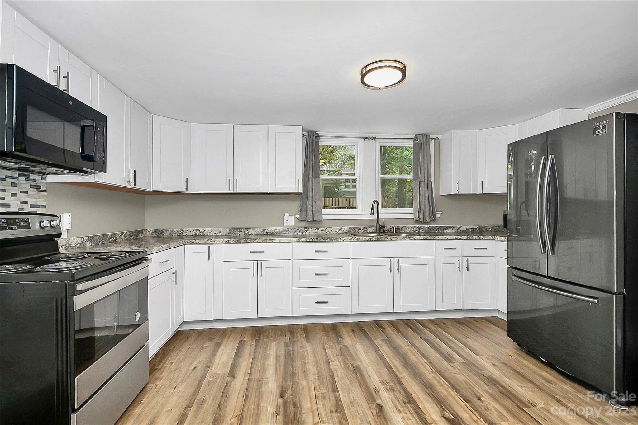 Hanna Groves - Residential