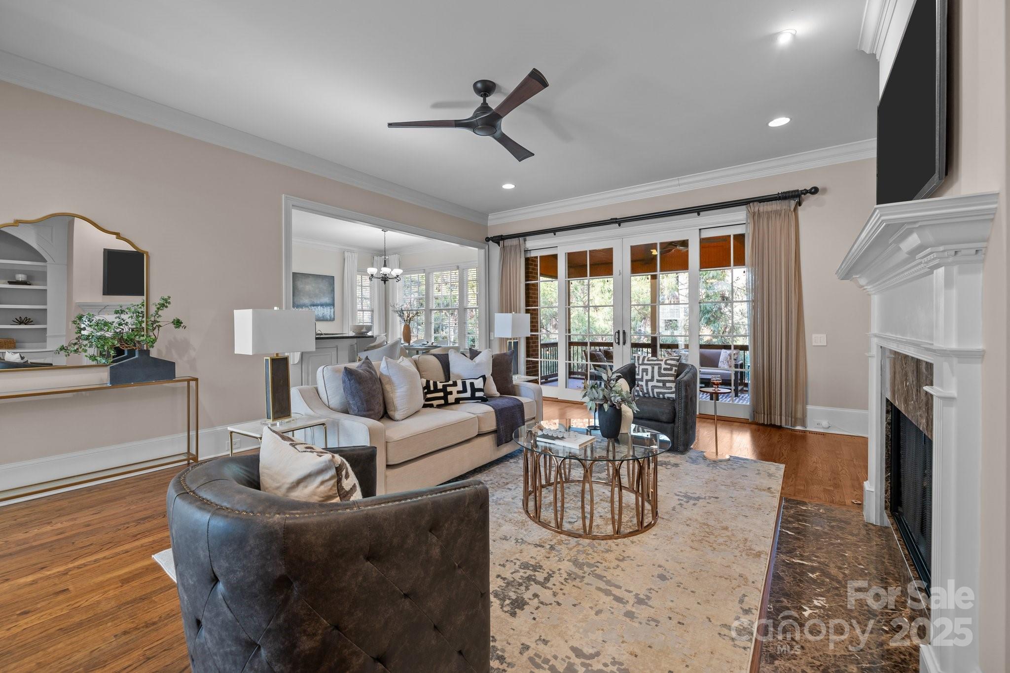 8928 Heydon Hall Circle