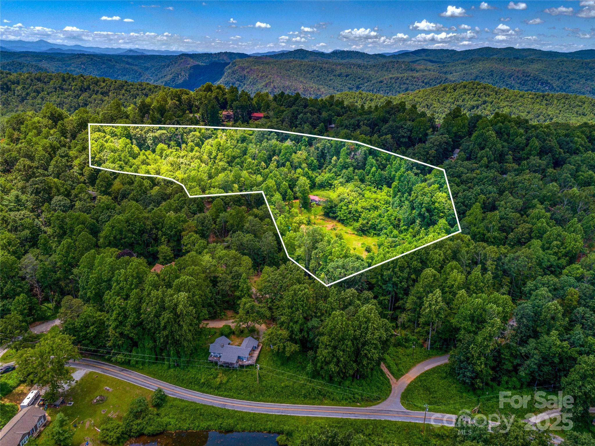 124 Cozy Cove Lane