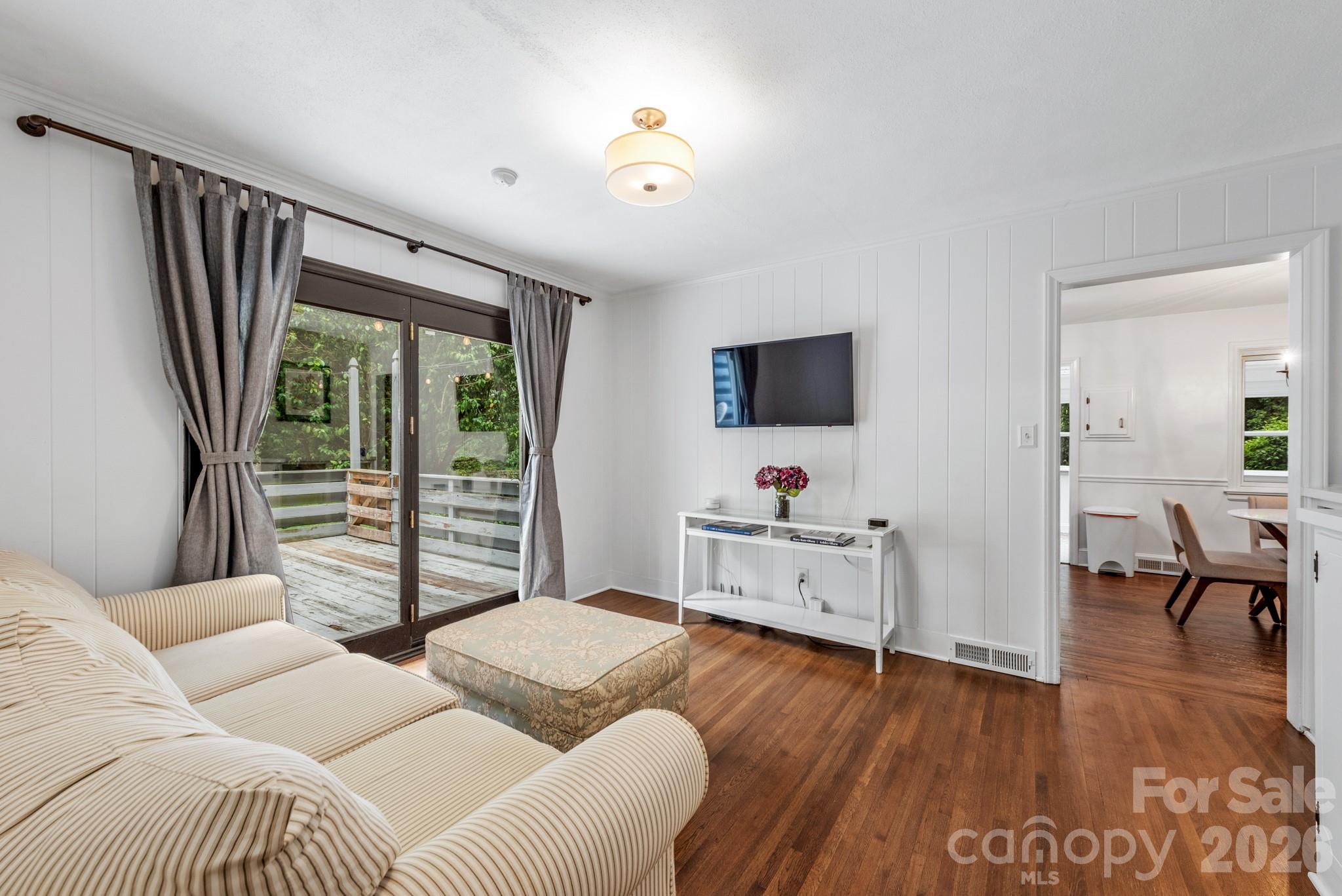 Sheffield Park - Residential