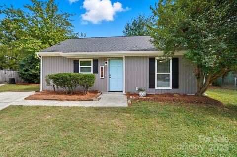 6732 Park Hickory Drive Charlotte NC 28227