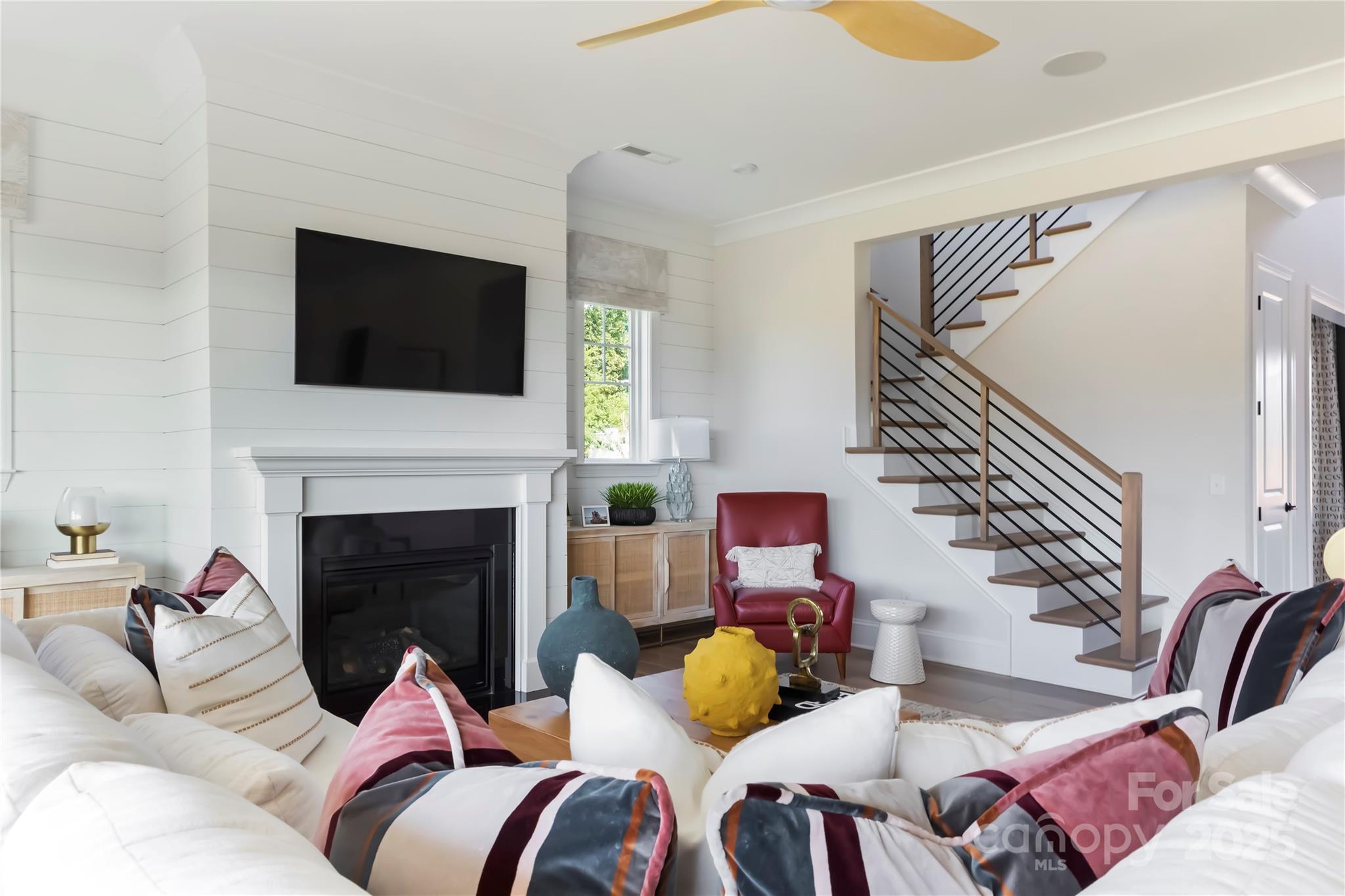 504 Meadow Ridge Drive