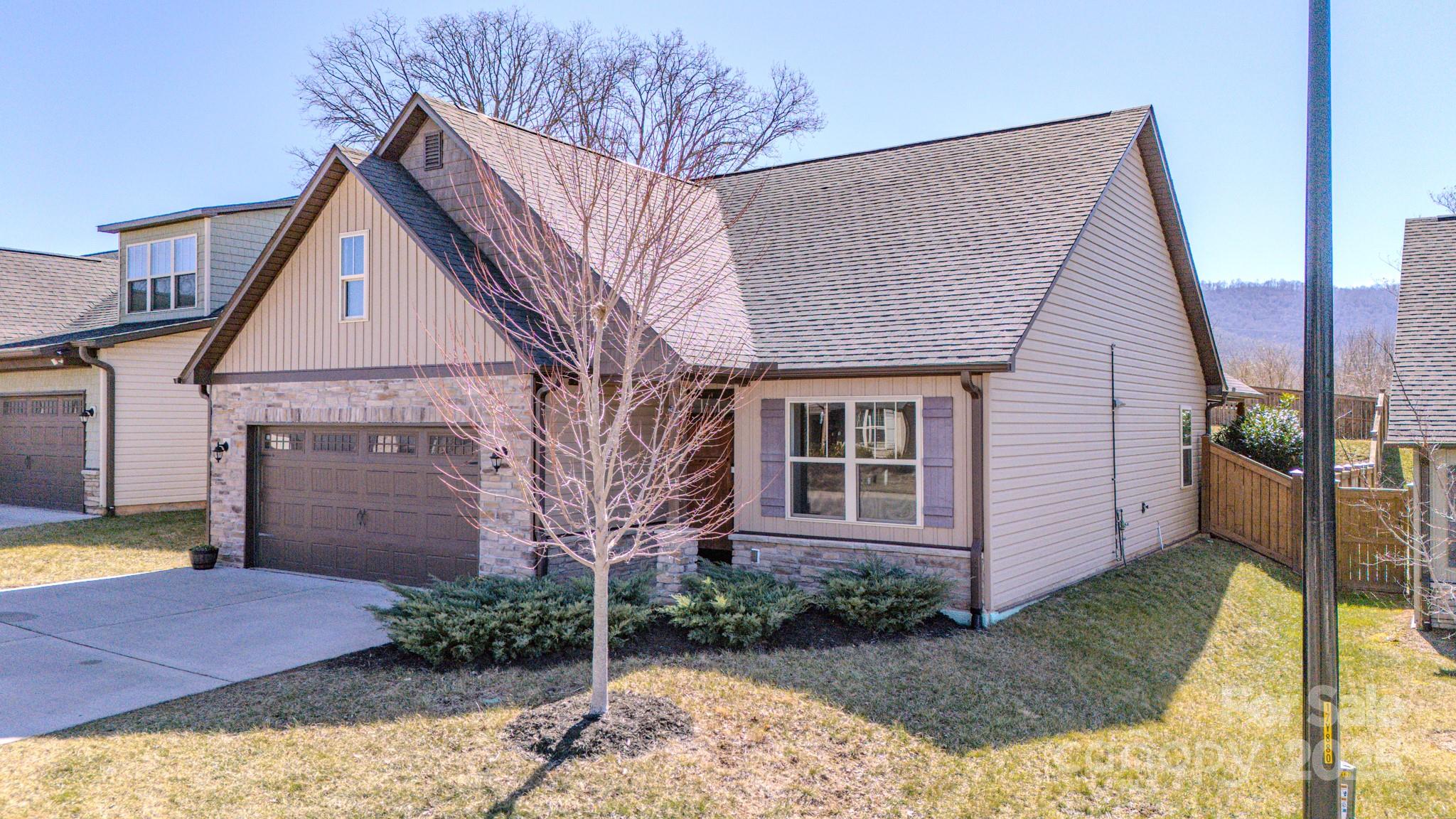 Oakley Cottages - Residential