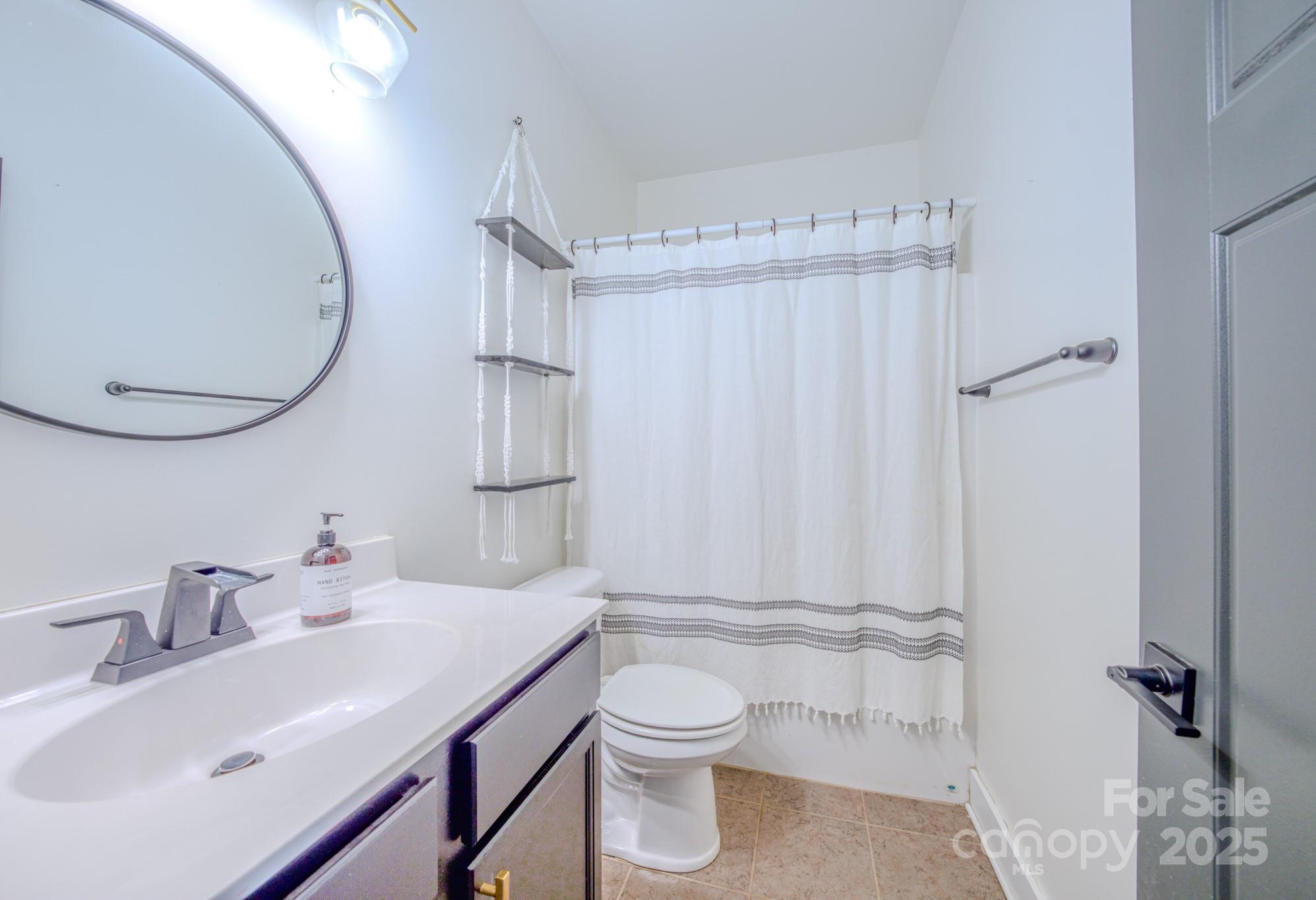 Oakley Cottages - Residential