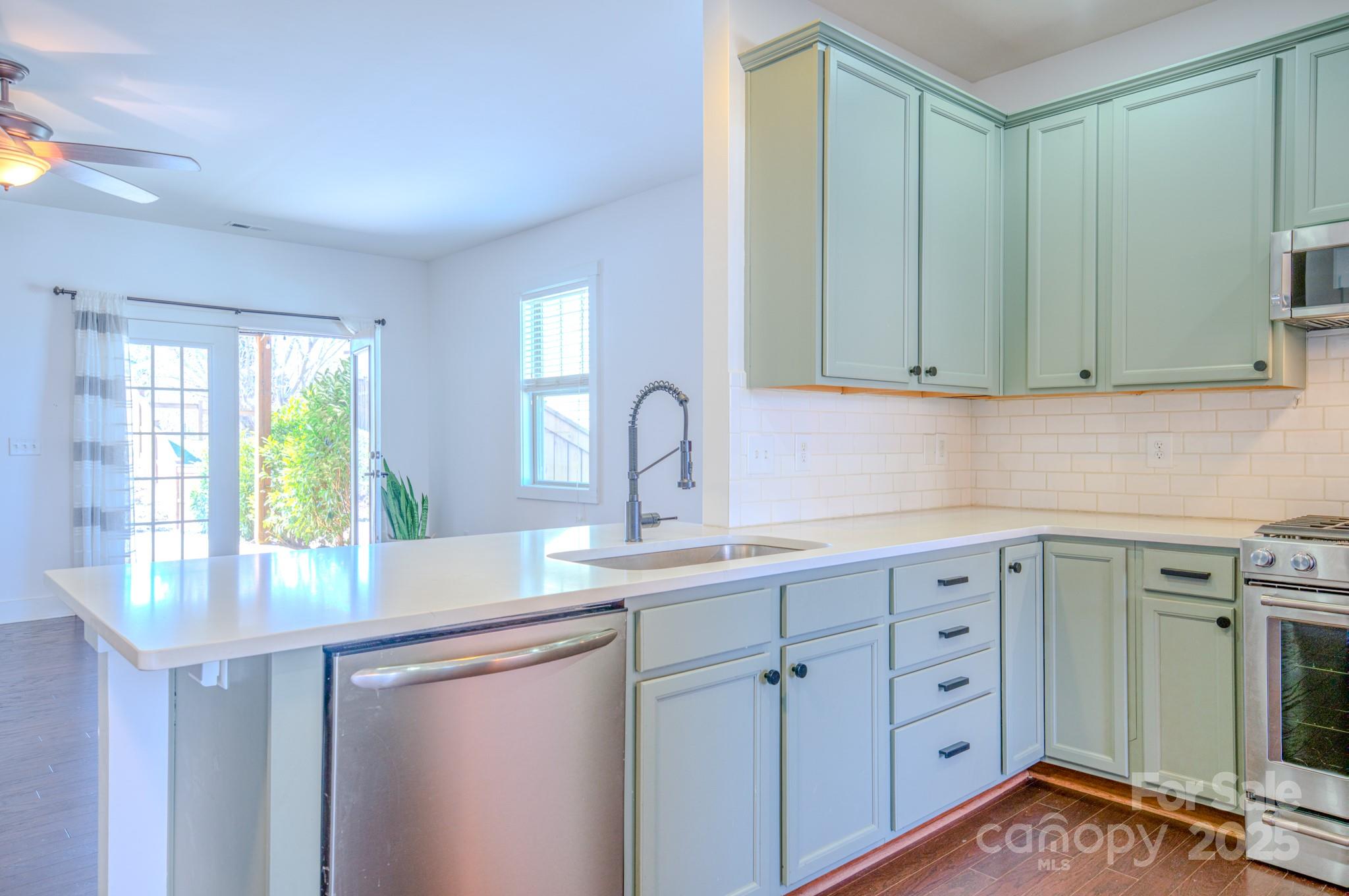 Oakley Cottages - Residential