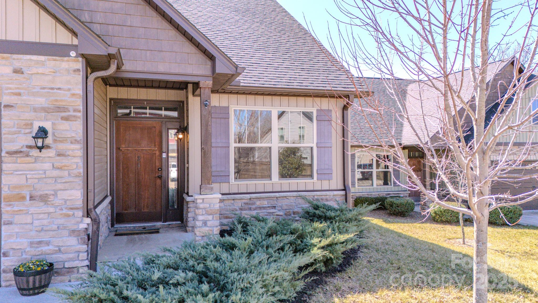 Oakley Cottages - Residential