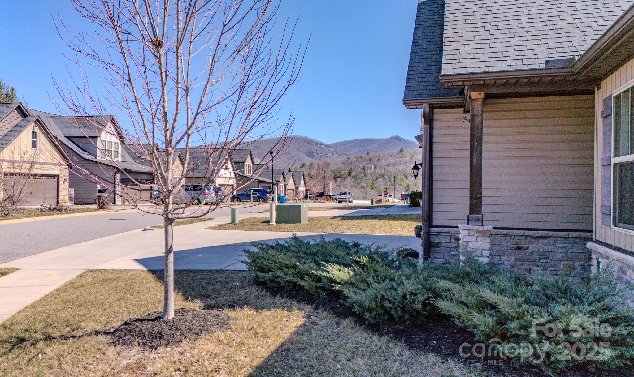 Oakley Cottages - Residential