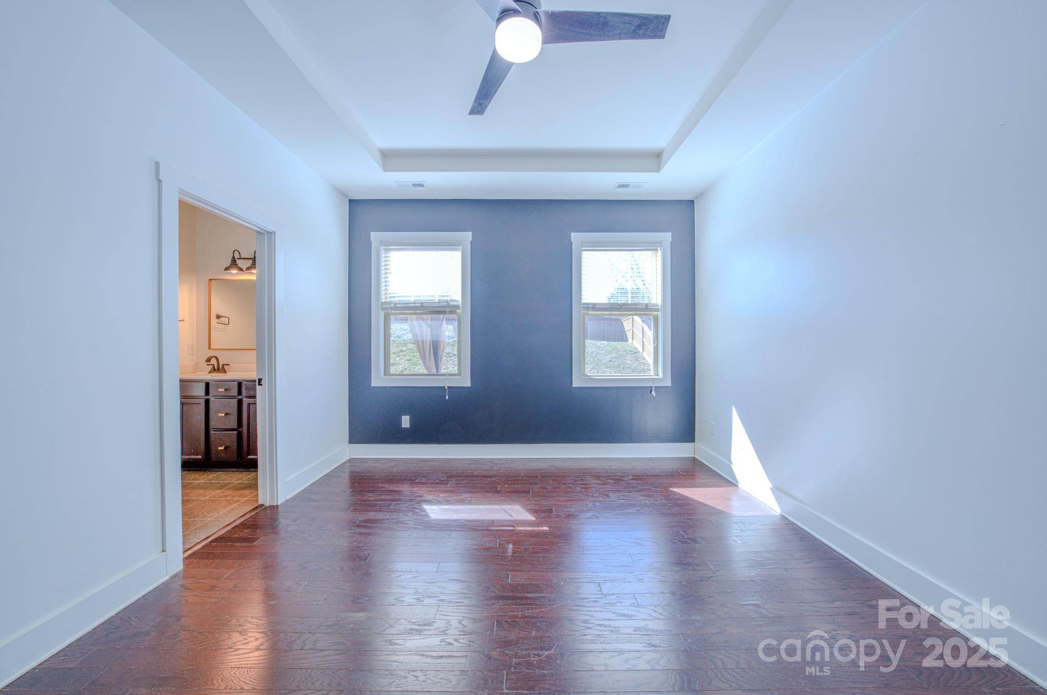 Oakley Cottages - Residential