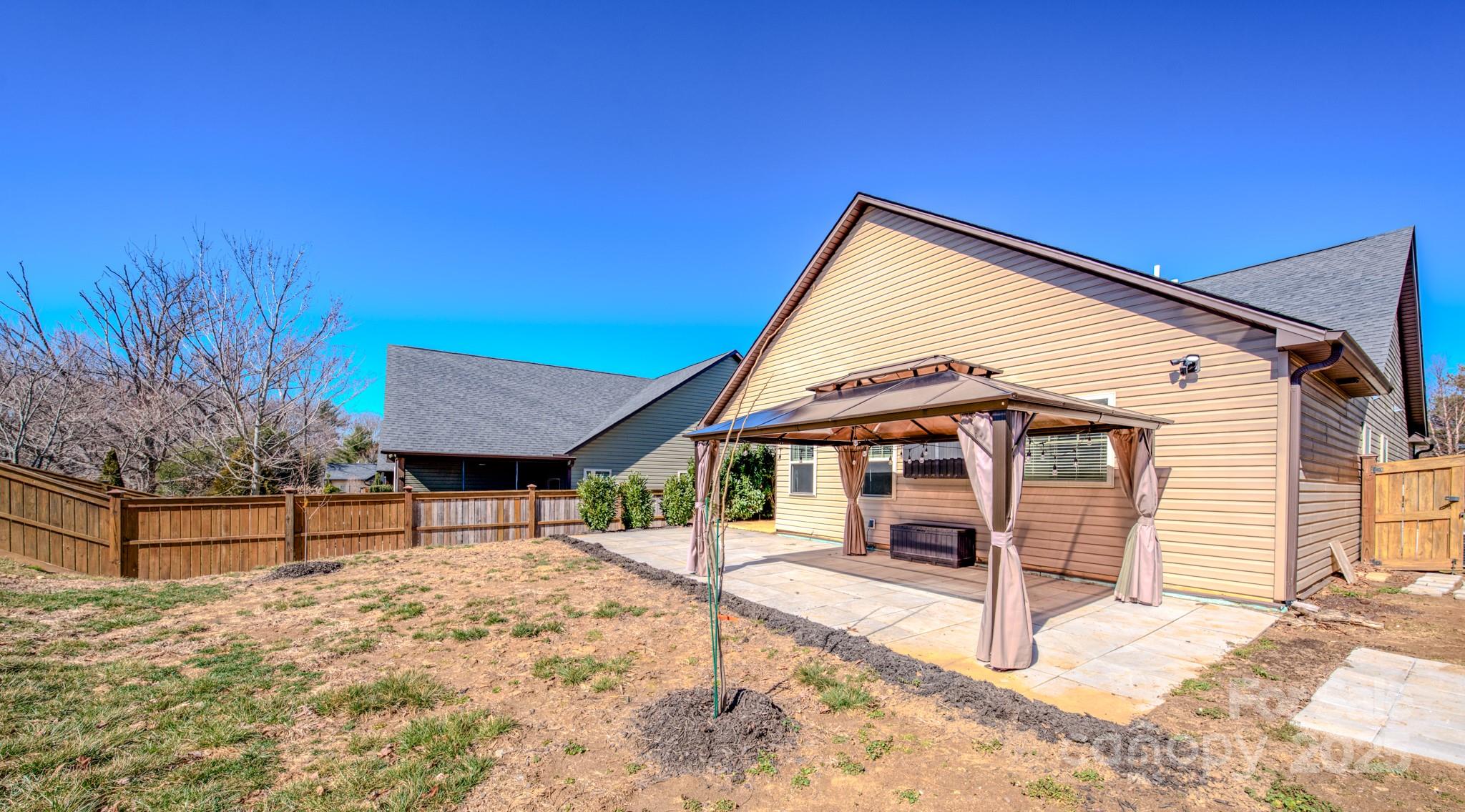 Oakley Cottages - Residential