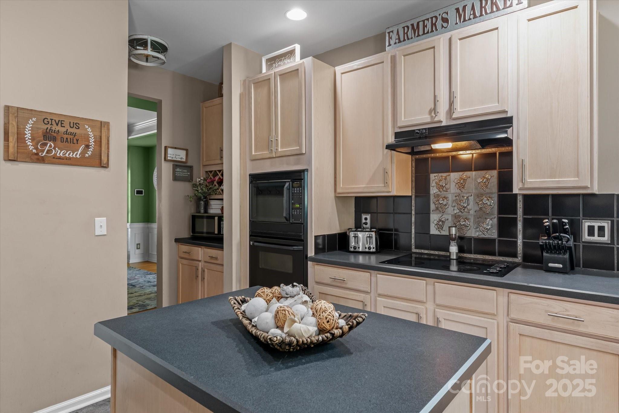 Highland Creek - Residential