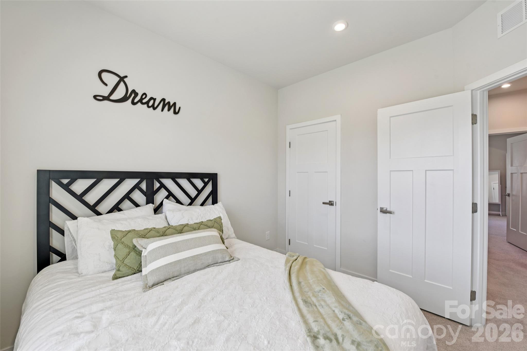 The Towns at Mallard Mills - Residential