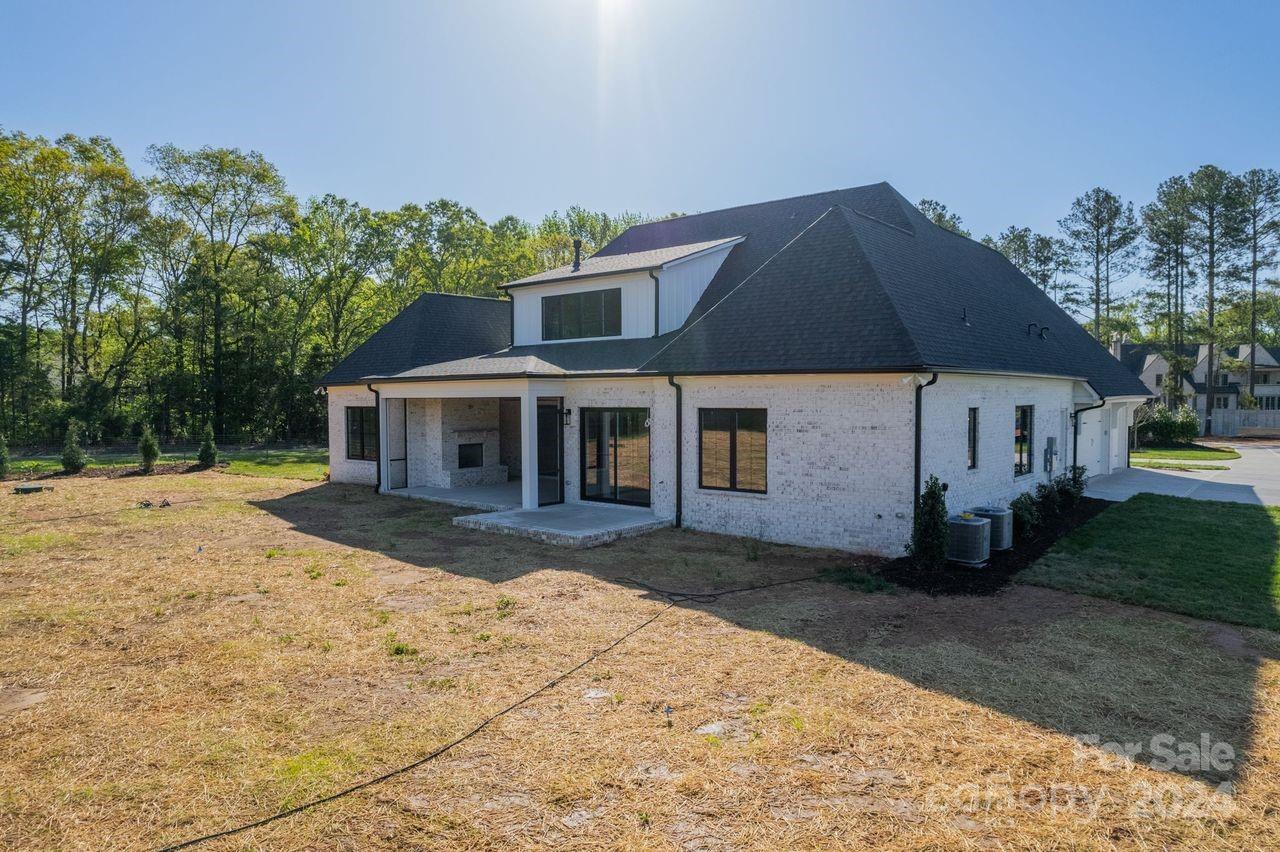 Caroline Acres - Residential