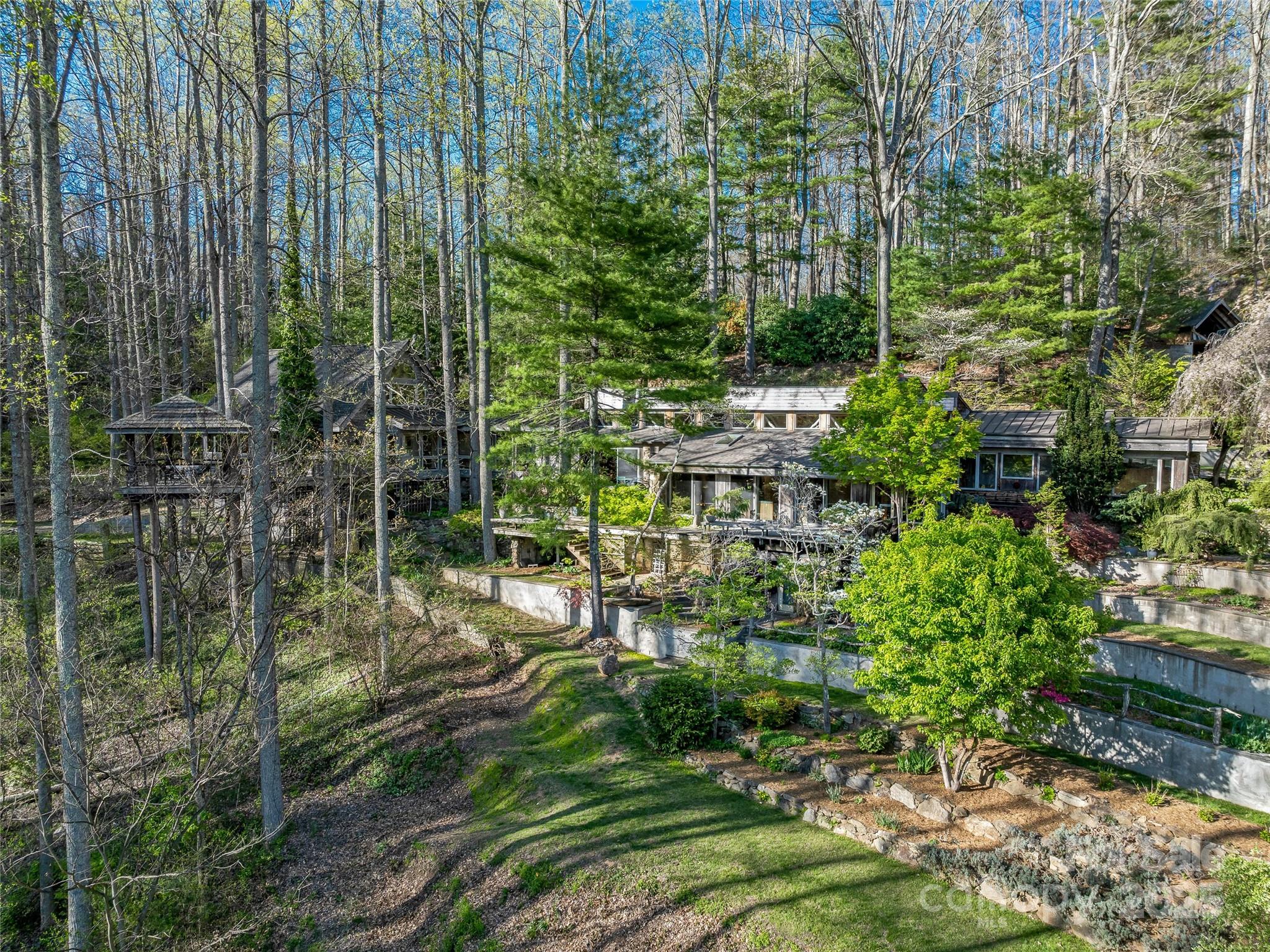 633 Upper Herron Cove Road