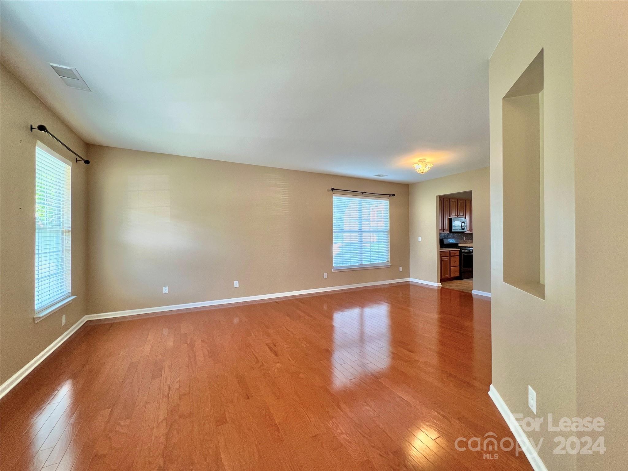 Crismark - Residential Lease