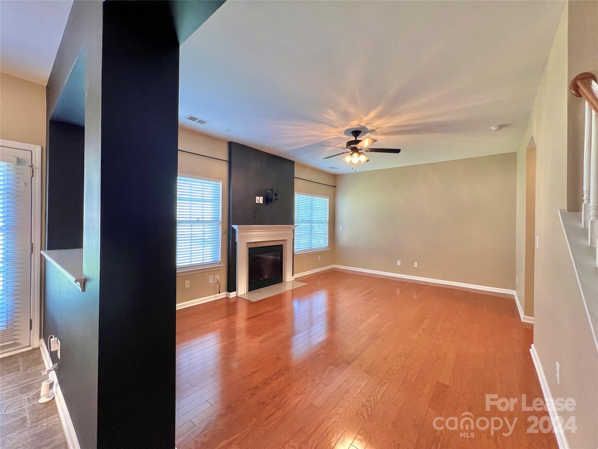 Crismark - Residential Lease