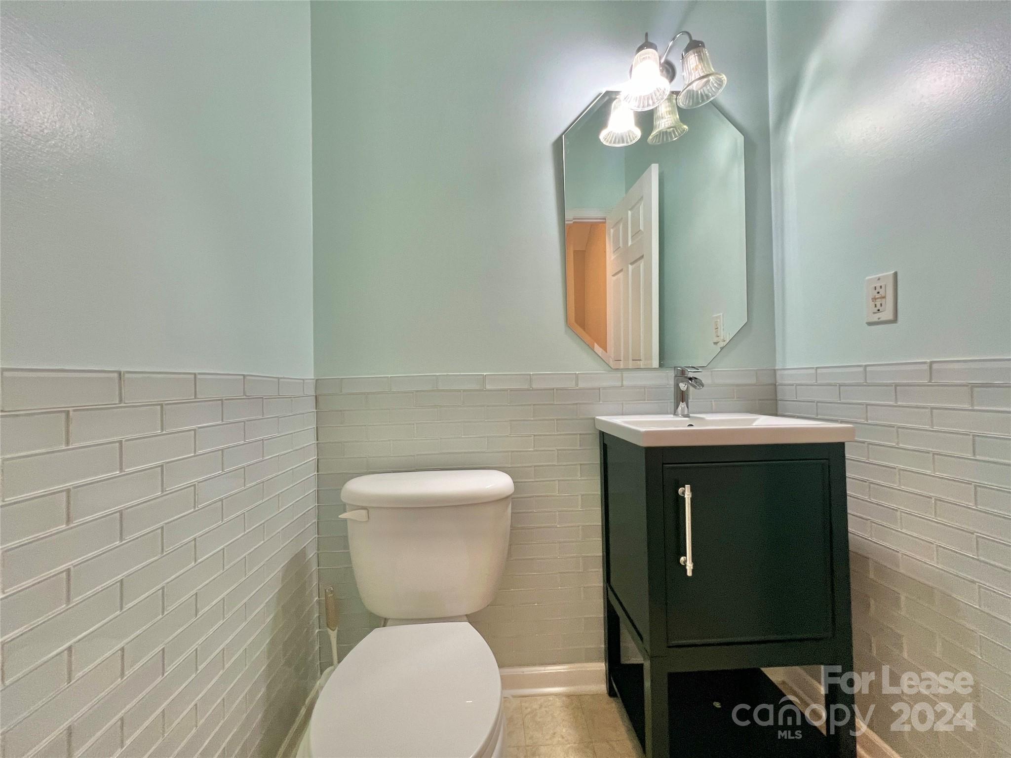 Crismark - Residential Lease