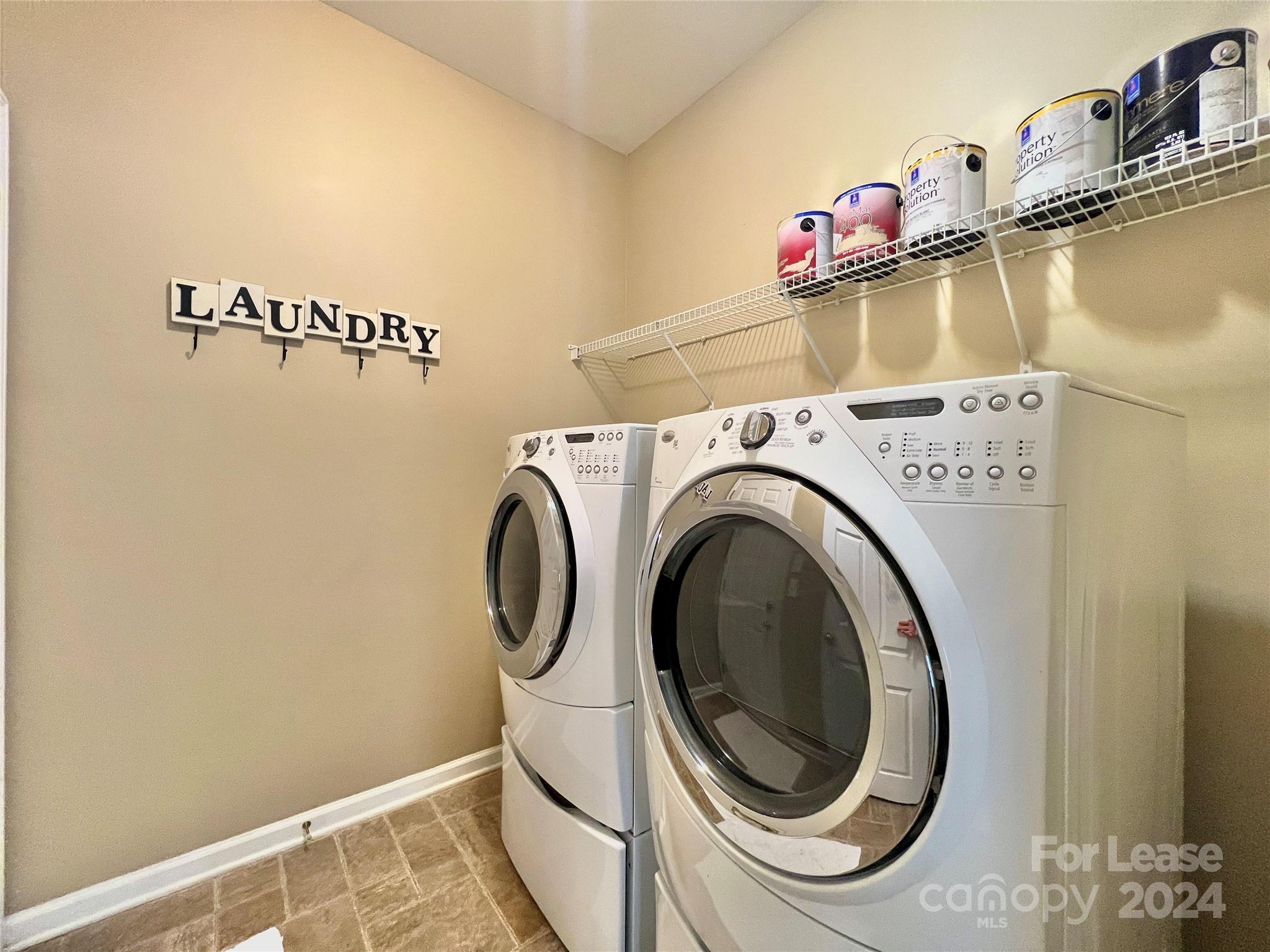 Crismark - Residential Lease