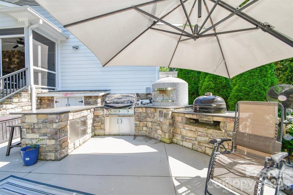 Forest Hills - Residential