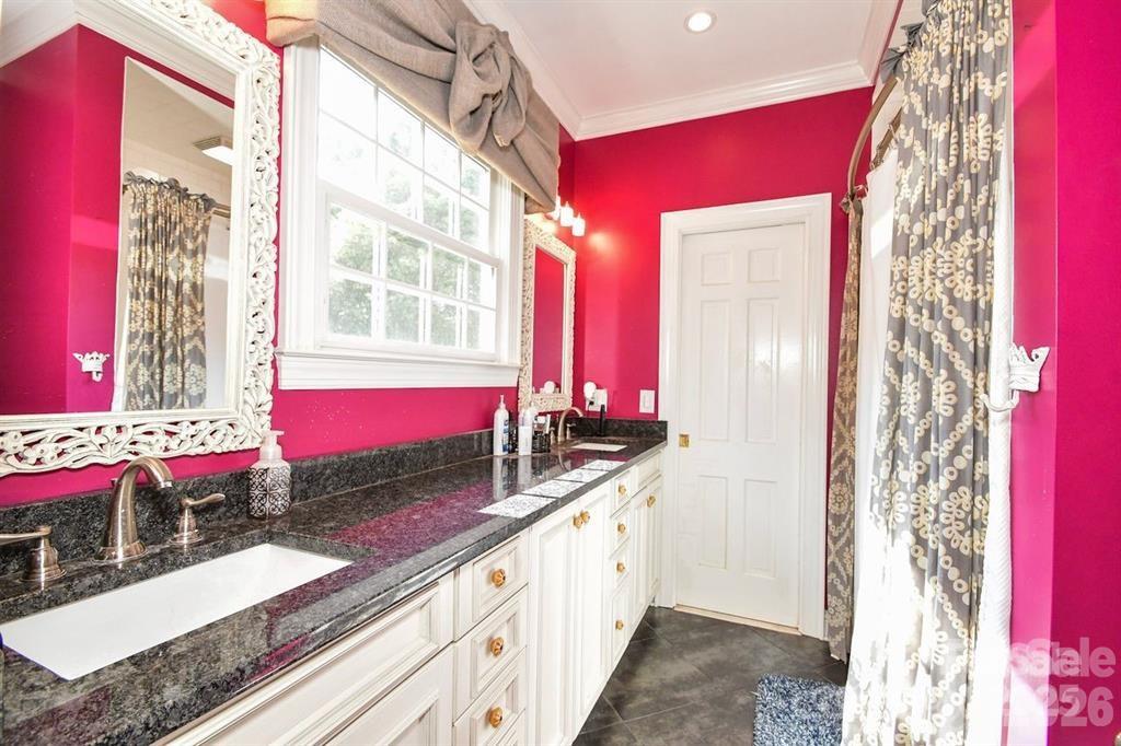 Forest Hills - Residential