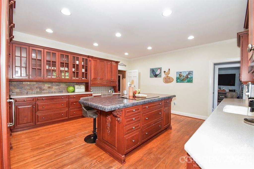 Forest Hills - Residential