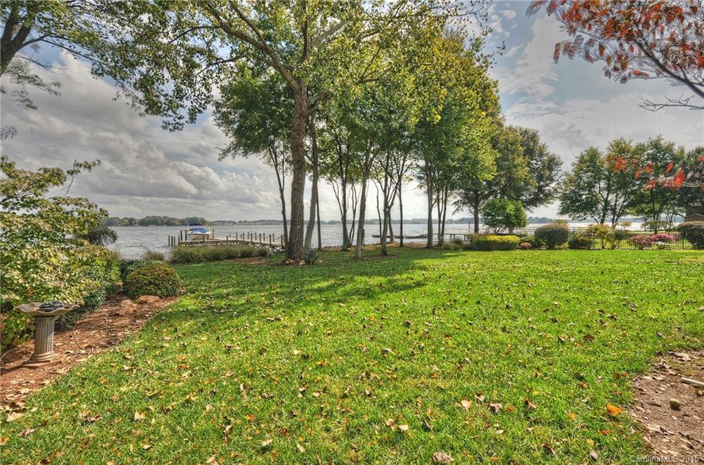 The Peninsula - Residential