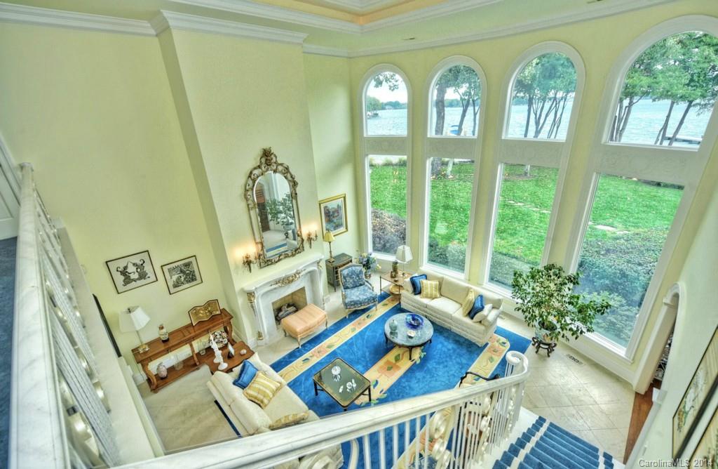 The Peninsula - Residential