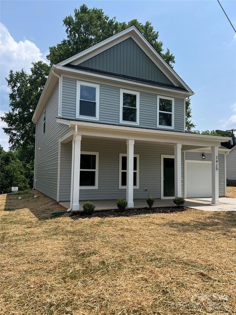 242 North Avenue Troutman NC 28166