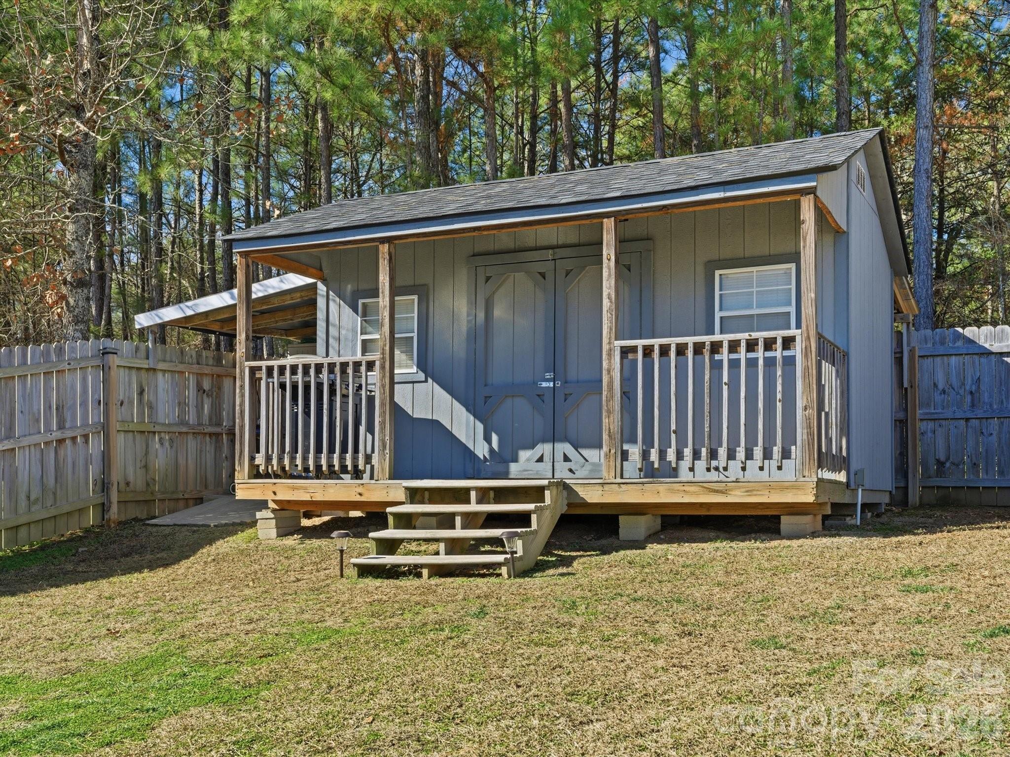 Holly Hills - Residential