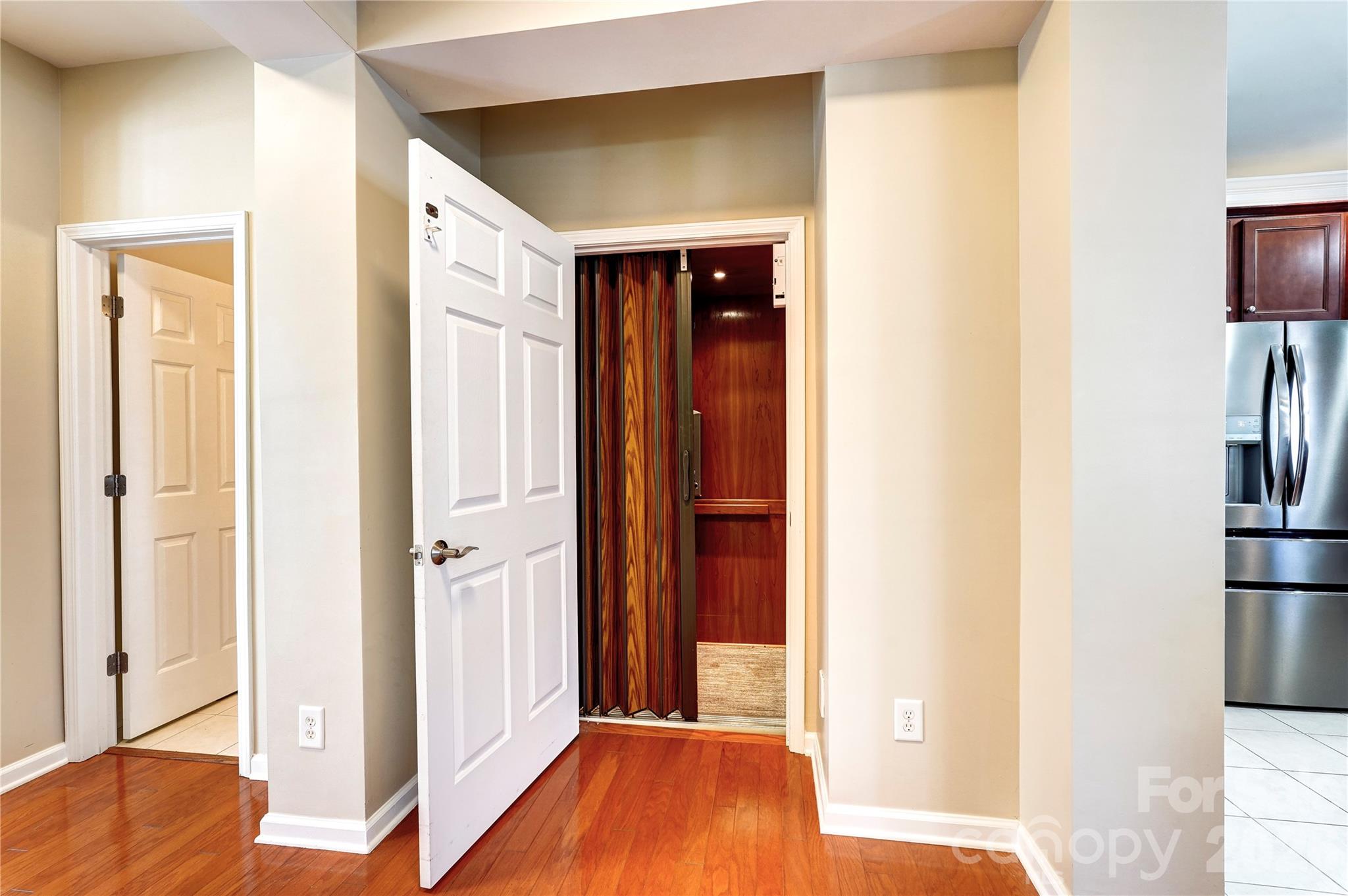 Lake Shore On Lake Wylie - Residential