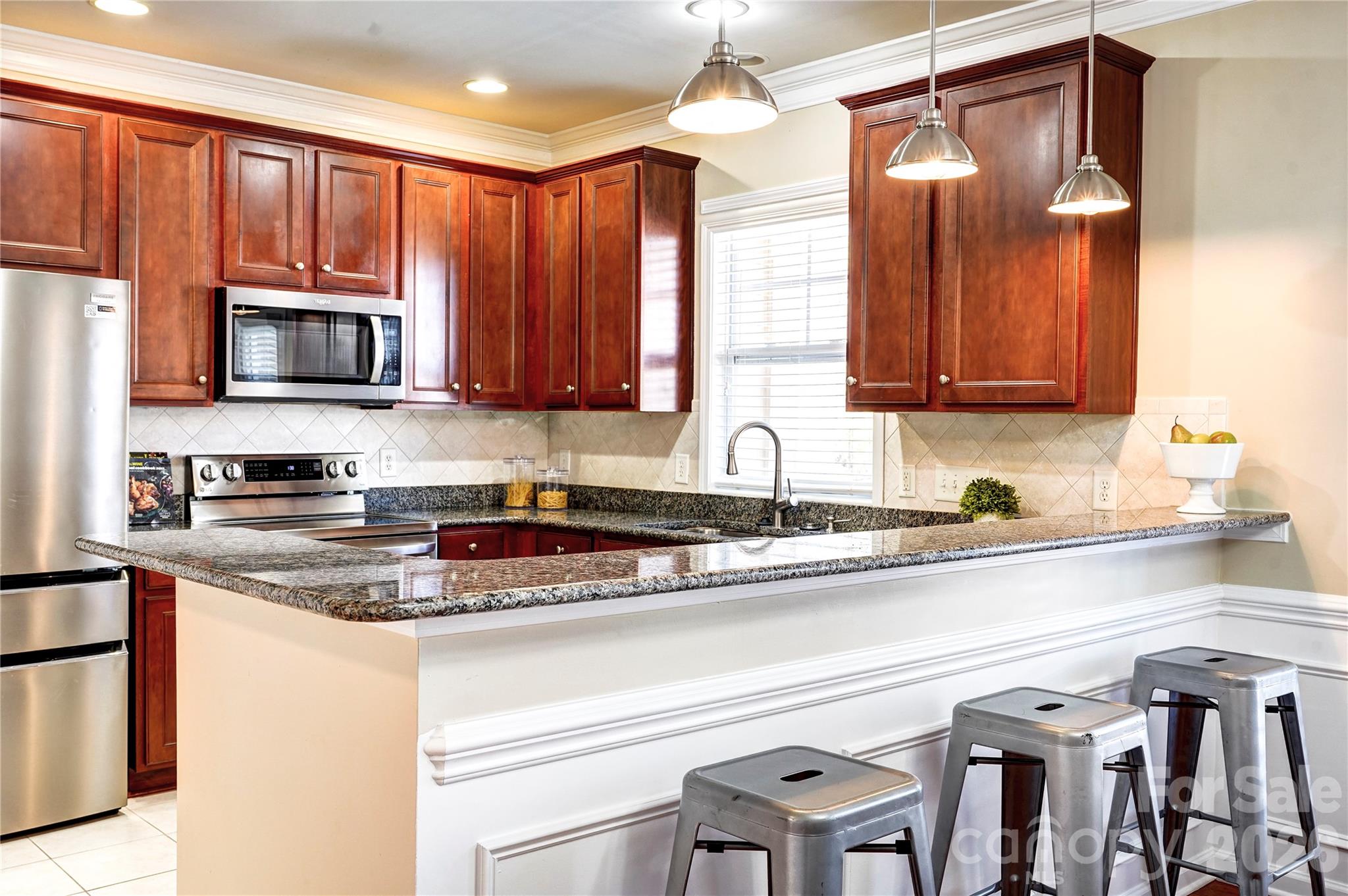 Lake Shore On Lake Wylie - Residential