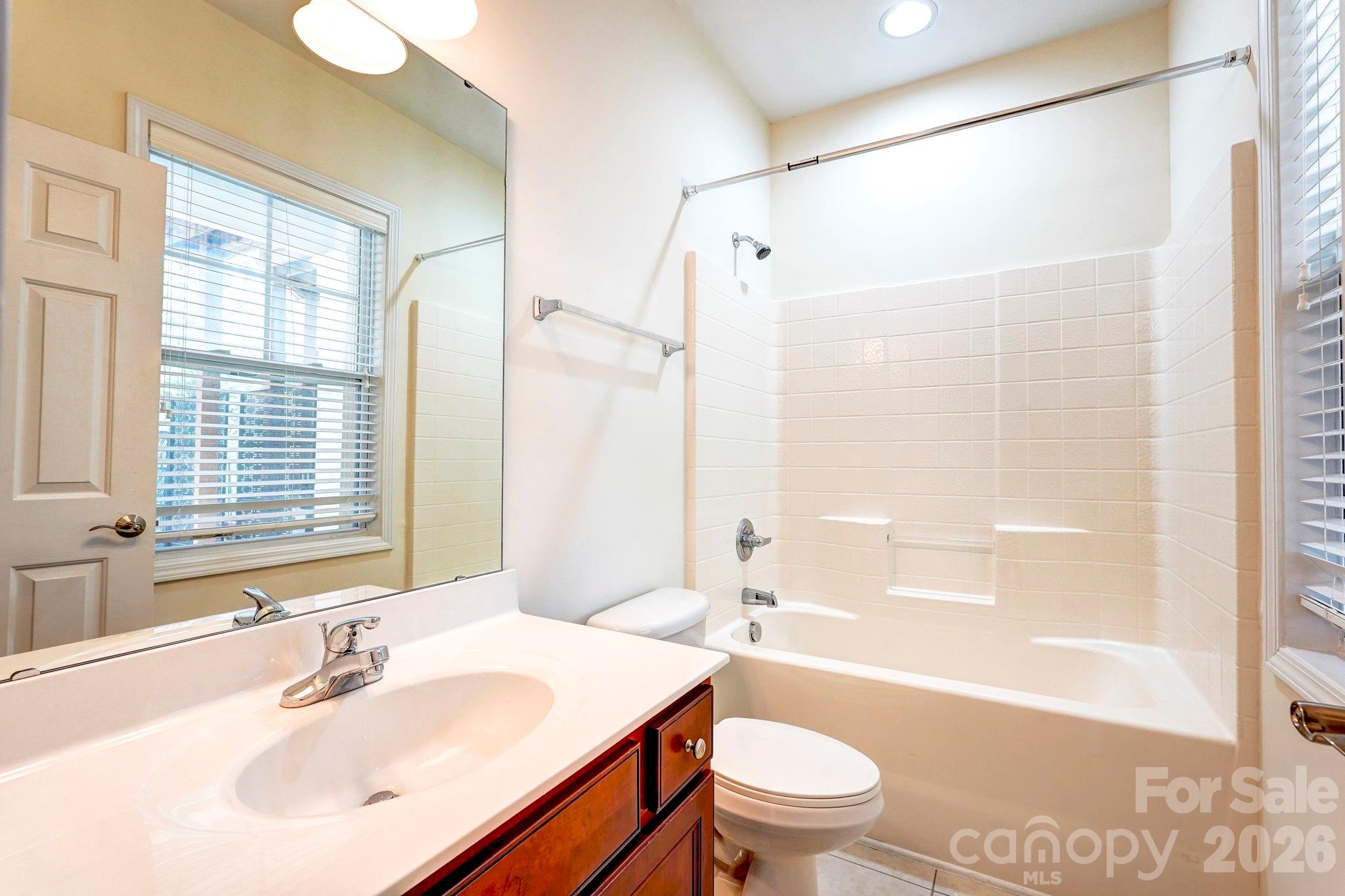 Lake Shore On Lake Wylie - Residential