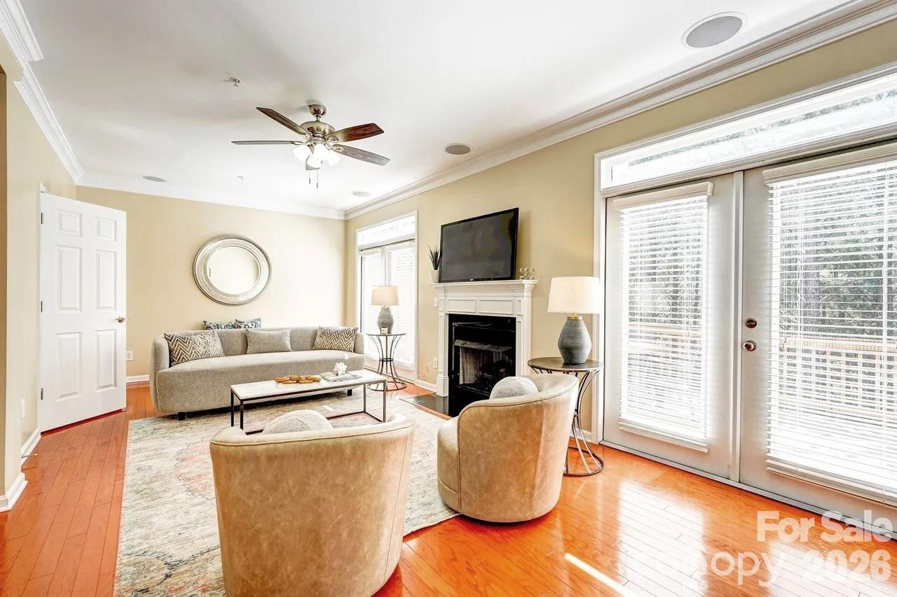 Lake Shore On Lake Wylie - Residential